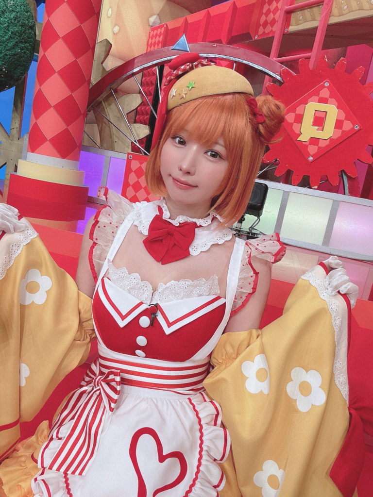 よきゅーん(乾曜子)の会社に所属しているタレントのえなこさん