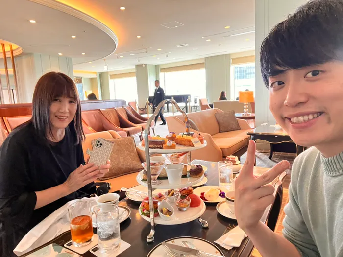 レインボー池田と美人母親の2ショット写真